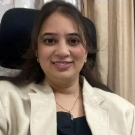 Dr Deshana Bhisikar